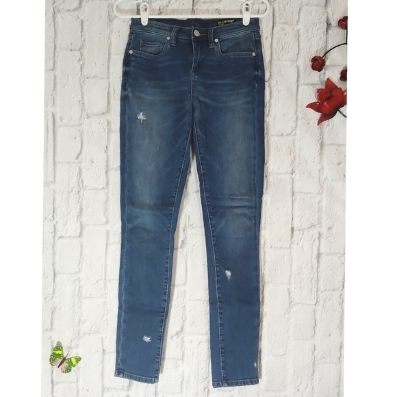Blank‎ NYC Distress The Reade Jeans - Picture 1 of 4